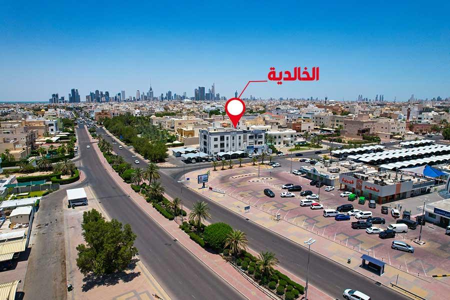 ثلاثة غرف وثلاث حمامات + غرفة خادمة وصالة ومطبخ - الخالدية 158