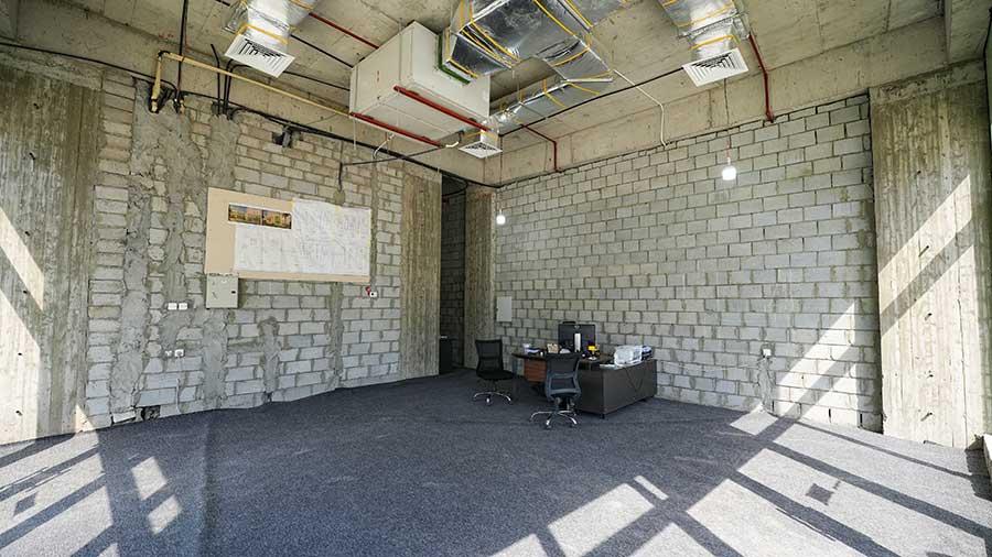 محلات تجارية بمساحات متعددة - مجمع مزد التجاري بالشويخ