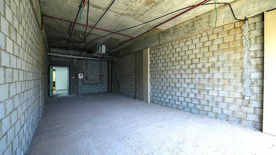 محلات تجارية بمساحات متعددة - مجمع مزد التجاري بالشويخ